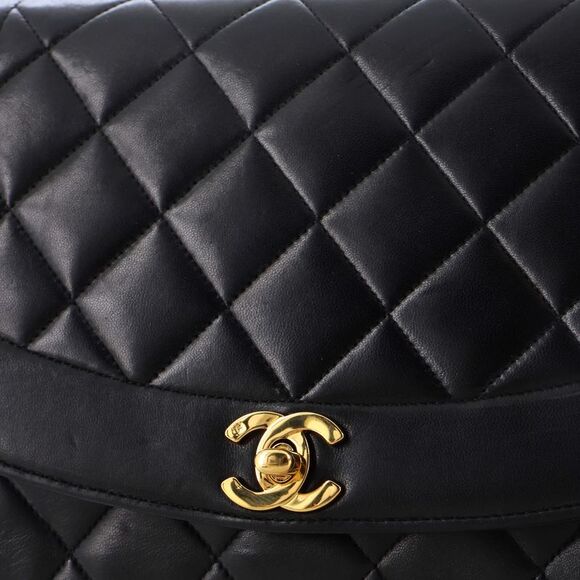 Chanel Vintage Diana Flap Bag Quilted Lambskin Medium Black - Picture 6 of 8